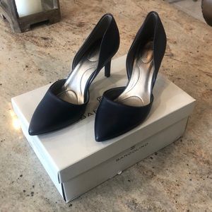 Bandolino D’Orsay Pump Size 6 - Navy